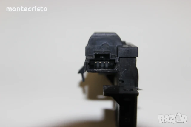 Брава заден капак Renault Clio III (2005-2013г.) хечбек 5 врати / 8200947699/ Рено Клио, снимка 3 - Части - 50653020