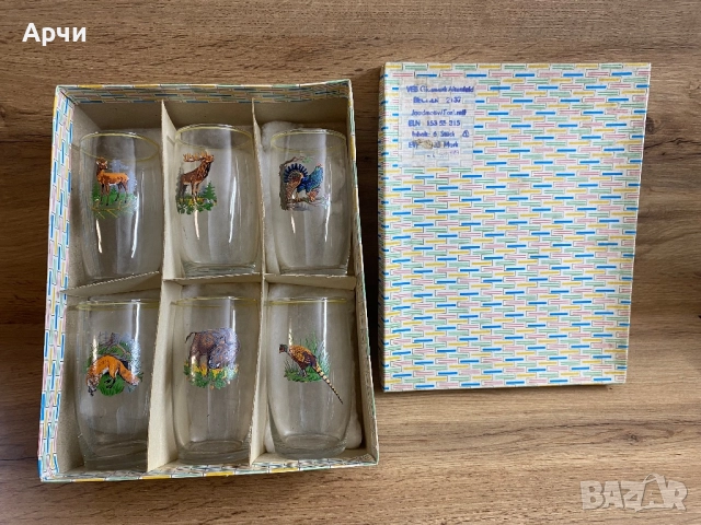 Стъклени чаши с ловен мотив в кутия -1980