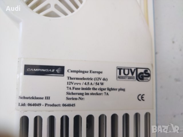 Електрическа хладилна кутия  CАMPINGAZ EUROPE  с обем 36 литра захранванващ кабел за запалка на авто, снимка 10 - Хладилни чанти - 41612347
