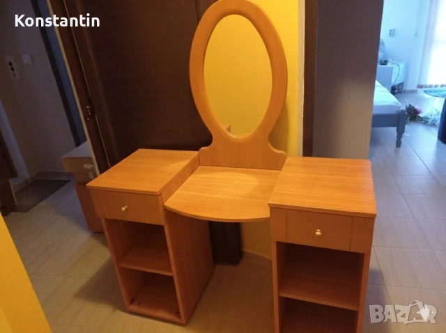 Тоалетки за козметика