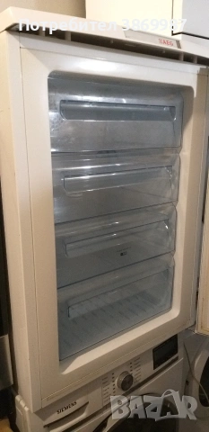 Фризер със четири чекмеджета AEG 