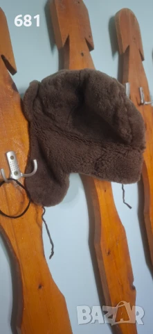 Кожена шапка(тип ушанка)