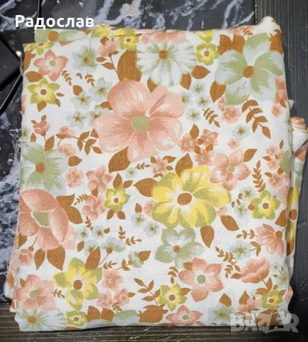 Продавам платове за рокля кафяви с цветя , снимка 3 - Други - 49882621