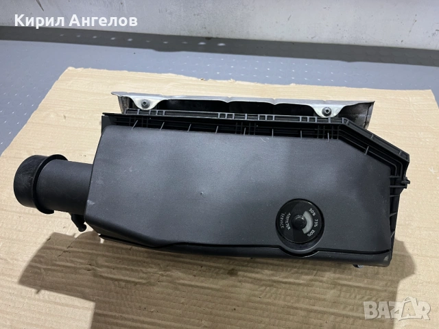 Кутията на въздушния филтър за Mercedes C-class W203 2.2 CDI, снимка 2 - Части - 53301990