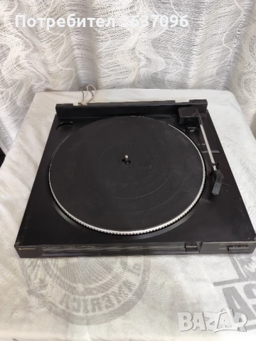 Hitachi грамофон , снимка 2 - Грамофони - 51001016