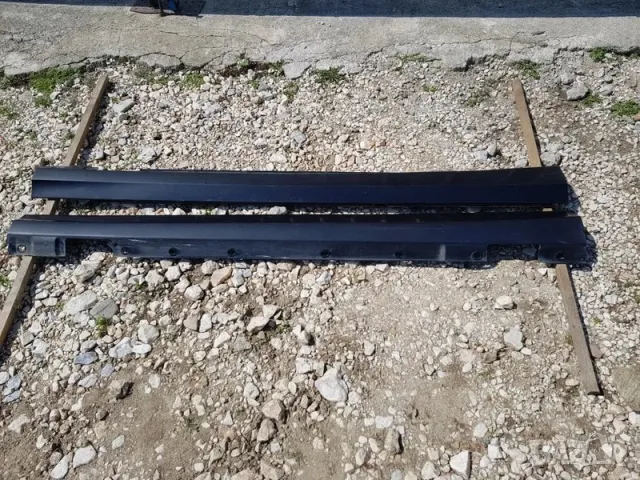 Прагове под вратите за Mercedes C-class W-204 AVANTGARDE комби