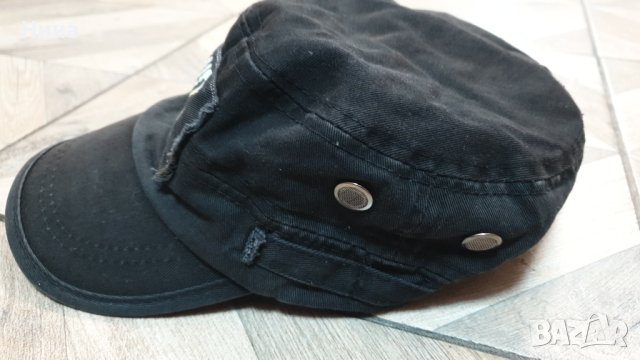 Фешън шапка с козирка BLWR