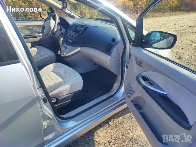 Mitsubishi Grandis 2.4 i 16V MIVEC* 5+1 * ГАЗ, снимка 8 - Автомобили и джипове - 47790621
