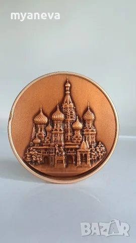 Бронзов барелеф изобразяващ катедралата „Свети Василий Блажени“ в Москва, снимка 3 - Статуетки - 55806156