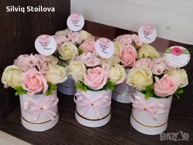 Нежни букети със сапунени цветя , снимка 1 - Подаръци за жени - 39644069