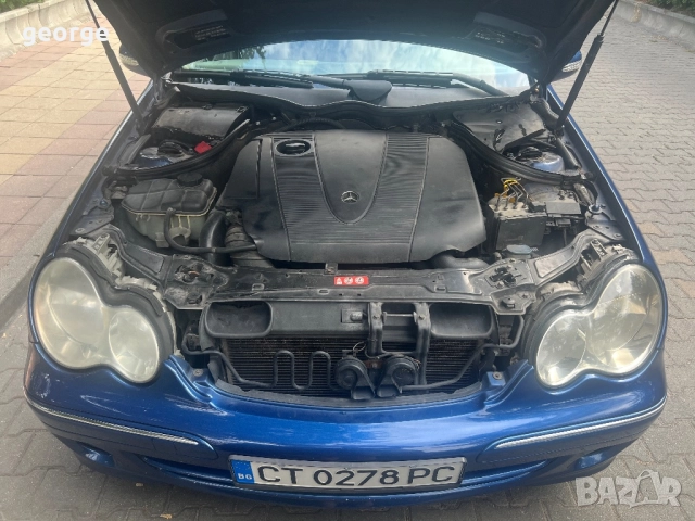 Мерцедес Бенц С220 CDI, снимка 16 - Автомобили и джипове - 51839701