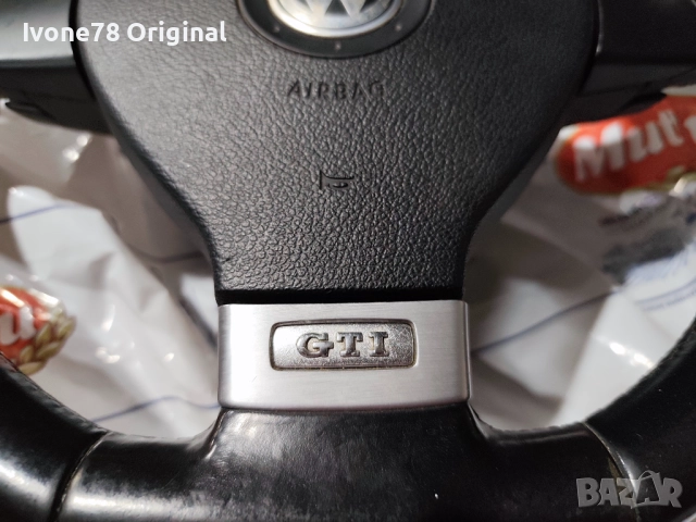 GTI Волан от естествена кожа за VW GOLF 5, снимка 6 - Аксесоари и консумативи - 51791262