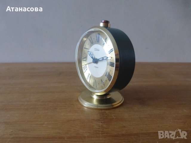 Рядък будилник часовник Слава със златист циферблат, снимка 3 - Антикварни и старинни предмети - 52027005