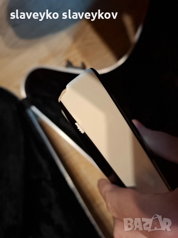 Електрическа китара Jackson JS32 King V с Floyd Rose/Флойд Роуз, снимка 4 - Китари - 52899625