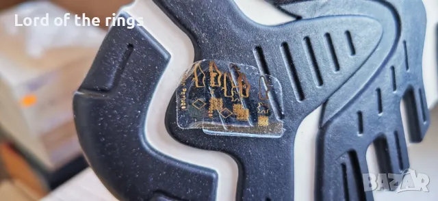 Оригинални маркови дамски маратонки AXEL ARIGATO - 36 номер, снимка 5 - Маратонки - 49934655