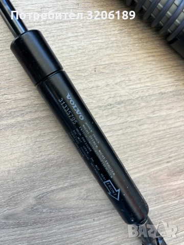 Амортисьори на заден багажник за Волво ХЦ70 / Volvo XC70 , V70, снимка 5 - Части - 52002799