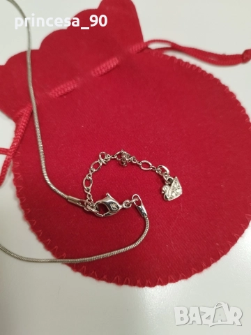 Колие Swarovski , снимка 4 - Колиета, медальони, синджири - 52965925