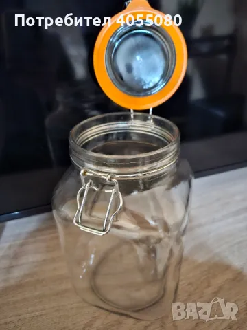 Буркан с херметическа капачка, снимка 2 - Буркани, бутилки и капачки - 48028266