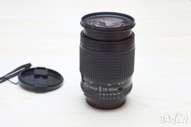 Продавам обектив AF Nikkor 28-80/3,5-5,6D фулфрейм, снимка 2 - Обективи и филтри - 52865774