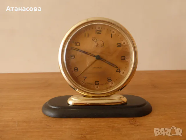 Рядък будилник Дружба със слон на ляво часовник Слава