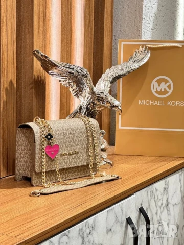 чанти michael kors guess 