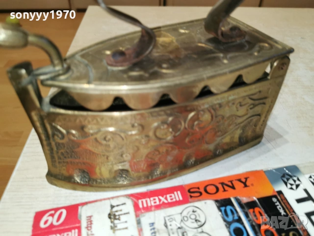 СТАРА ЮТИЯ-МЕД/МЕСИНГ-ВНОС SWISS 1701261836, снимка 2 - Антикварни и старинни предмети - 53134311