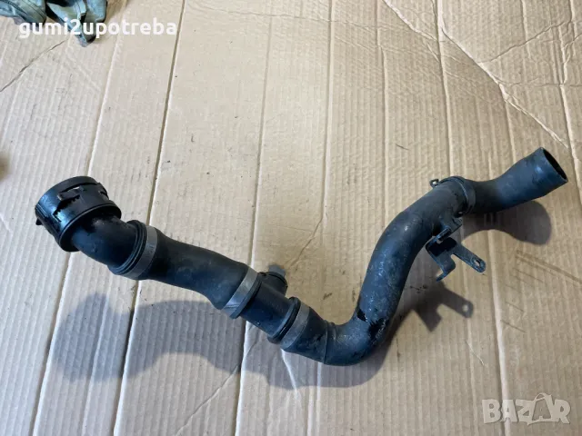 Маркуч Охлаждаща Течност 7P6122051G Сензор Porsche Cayenne 3.0D 92A/EG22/2012, снимка 2 - Части - 49132550