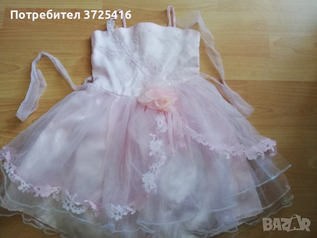 Официална детска рокля нова и подарък шапка към нея, снимка 2 - Детски рокли и поли - 40621458