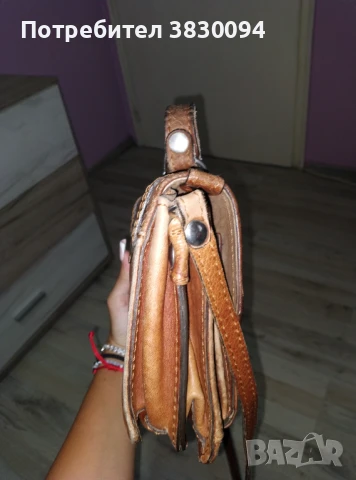 Стара Кожена Дамска Чанта, снимка 8 - Чанти - 51180892