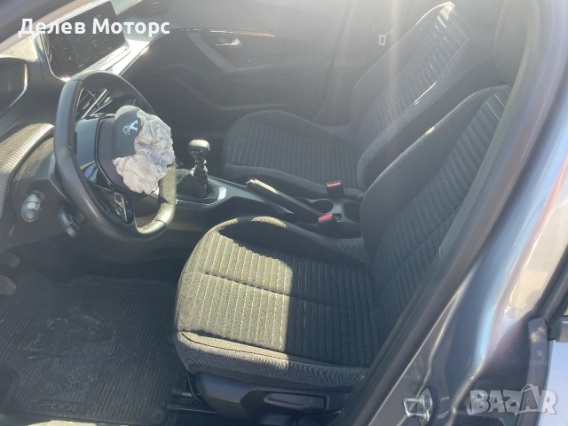 Peugeot 2008 двигател HNK, 1.2 PureTech 101 кс., 6 ск.,  37 000 km., 2021 г., euro 6D, Пежо 2008 1.2, снимка 9 - Автомобили и джипове - 51708839