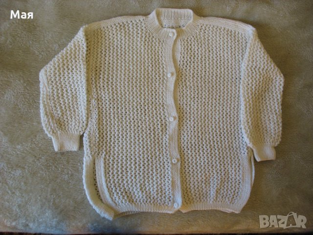 Нова ръчно плетена жилетка - бяла, ажурена плетка