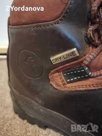 Туристически обувки, снимка 2 - Зимни спортове - 38658178