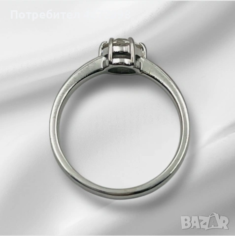 Пръстен от бяло злато и естествен диамант 14к, снимка 4 - Пръстени - 53266043