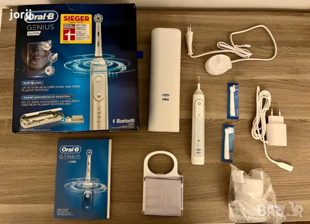 Електрическа четка за зъби Oral-B Genius X 10000N с Travel Case