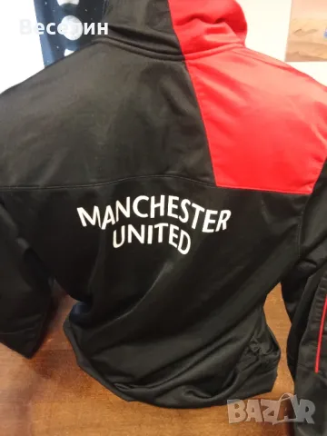 Горнище Manchester United, L , Манчестър Юнайтед L, снимка 5 - Спортни дрехи, екипи - 50434360