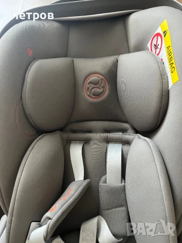 Стол за кола Cybex Cloud G I-Size Lava Grey, снимка 4 - Столчета за кола и колело - 51030391