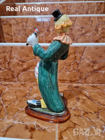 Прекрасна антикварна колекционерска испанска порцеланова фигура статуетка Клоун , снимка 6 - Статуетки - 50057624