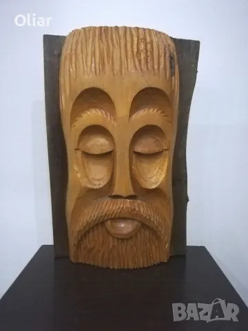 Много красива дърворезба. Мъжка глава. "Мъдрост и сила" 