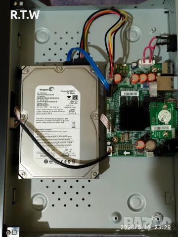 Видео рекордер 4-канален, NVR Hikvision 6MP + HDD, 750GB, снимка 13 - Комплекти за видеонаблюдение - 55717297