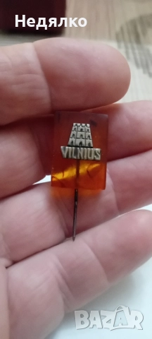 Рядка винтидж значка,Вилнюс,кехлибар,сребро 