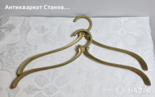 Месингови закачалки за дрехи 