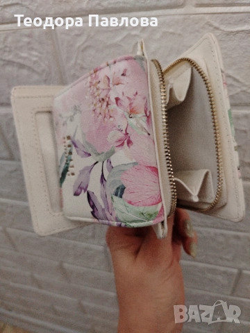 Дамско портмоне Mohito , снимка 3 - Портфейли, портмонета - 52905187