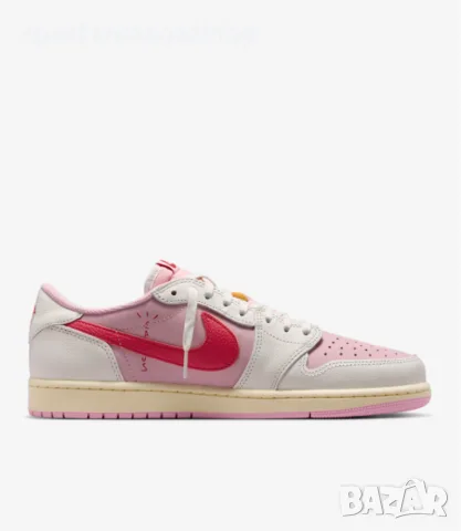 Дамски кецове Nike AIR Jordan 1 Retro Low OG SP Travis Scott, снимка 2 - Кецове - 55942230