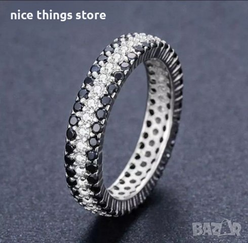 Сребърен пръстен с камъни черни халка