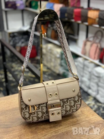 чанти christian dior , снимка 3 - Чанти - 51041759
