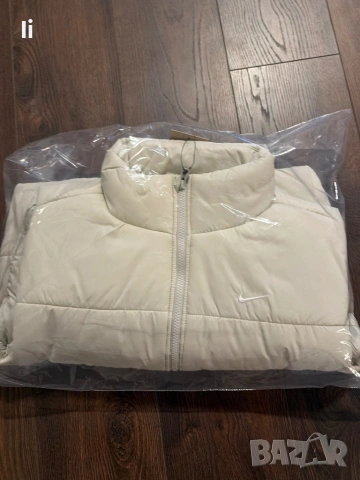 Елек/Грейка Nike, снимка 4 - Елеци - 53642696