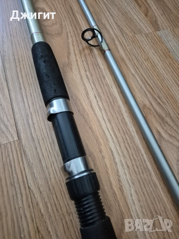 Спининг и машинка за риболов , снимка 7 - Такъми - 52360670