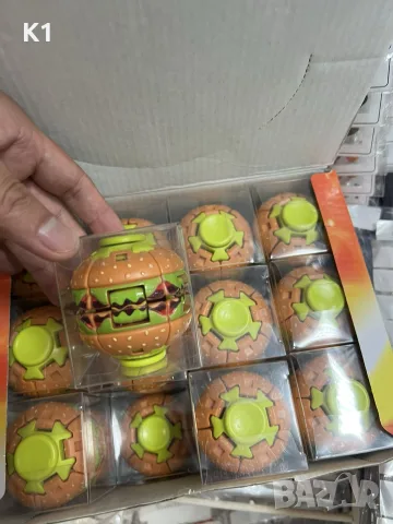 Топка 3D Спинер Бургер антистрес играчка, Fidget Spinner Ball Спинър
