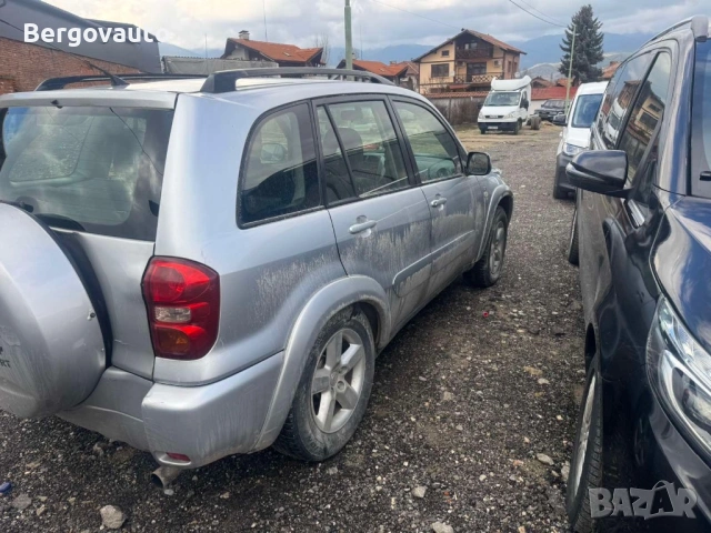 Тойота Рав 4, 2.0 116кс, НА ЧАСТИ, снимка 4 - Автомобили и джипове - 53665652