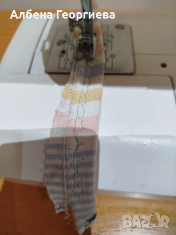 Шевна машина Huskystar 215, снимка 5 - Шевни машини - 52721133